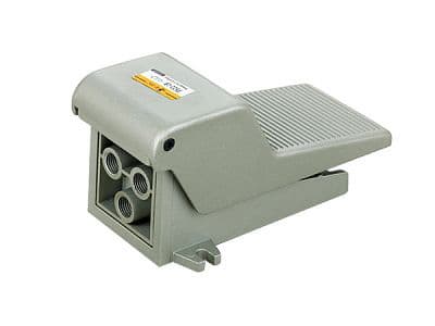 PEDAL NEUMATICO 3 VIAS 2 POSICIONES 1/4 IN F322-08