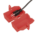 Dispositivo de Bloqueo LOTO para Enchufes de 120 Vca, Fabricado con Polipropileno, Color Rojo