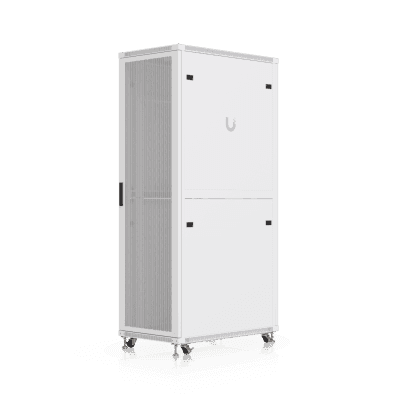 UACC Rack Cabinet 42U (600 × 1000 mm) – Gabinete de Piso Totalmente Ensamblado con Ventiladores Integrados, Paneles Removibles, Ruedas con Seguro y Puerta Frontal Perforada para Óptimo Flujo de Aire