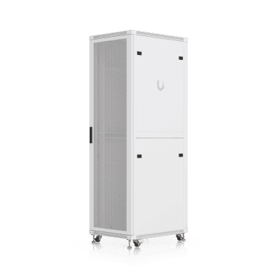 UACC Rack Cabinet 42U (600 × 800 mm) – Gabinete de Piso Totalmente Ensamblado con Ventiladores Integrados, Paneles Removibles, Ruedas con Seguro y Puerta Frontal Perforada para Óptimo Flujo de Aire